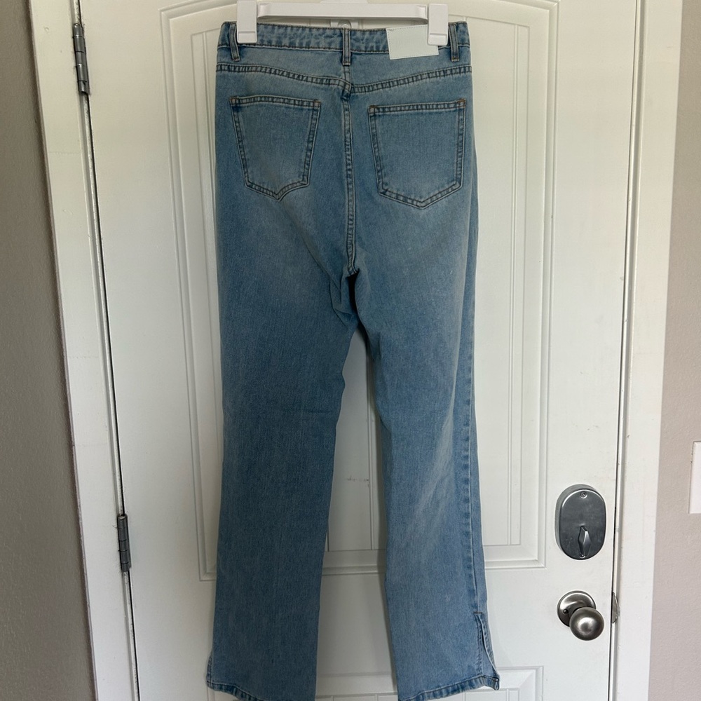 Jeans with slit on bottom